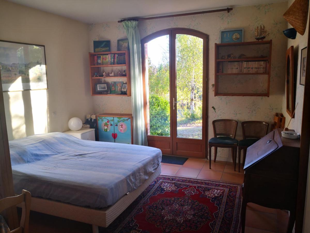 Gite Independant - Services Diner Et Petit-Dejeuner Possible Country house